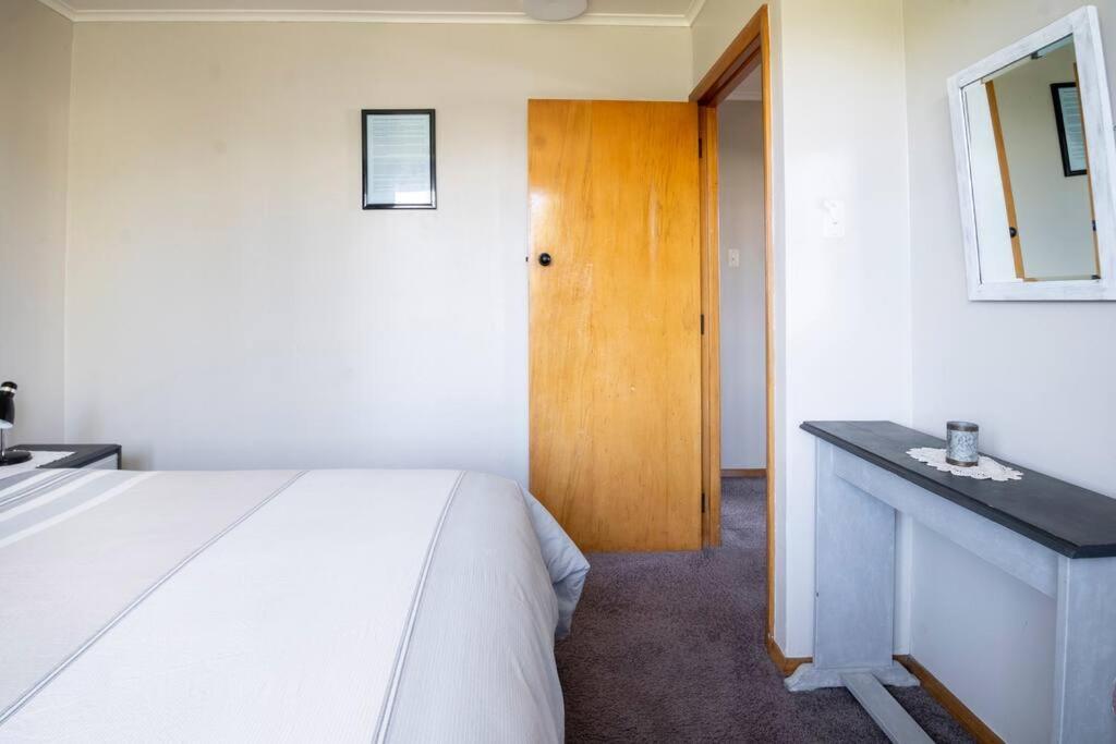 Turangi Home Family Size Taupo Kültér fotó
